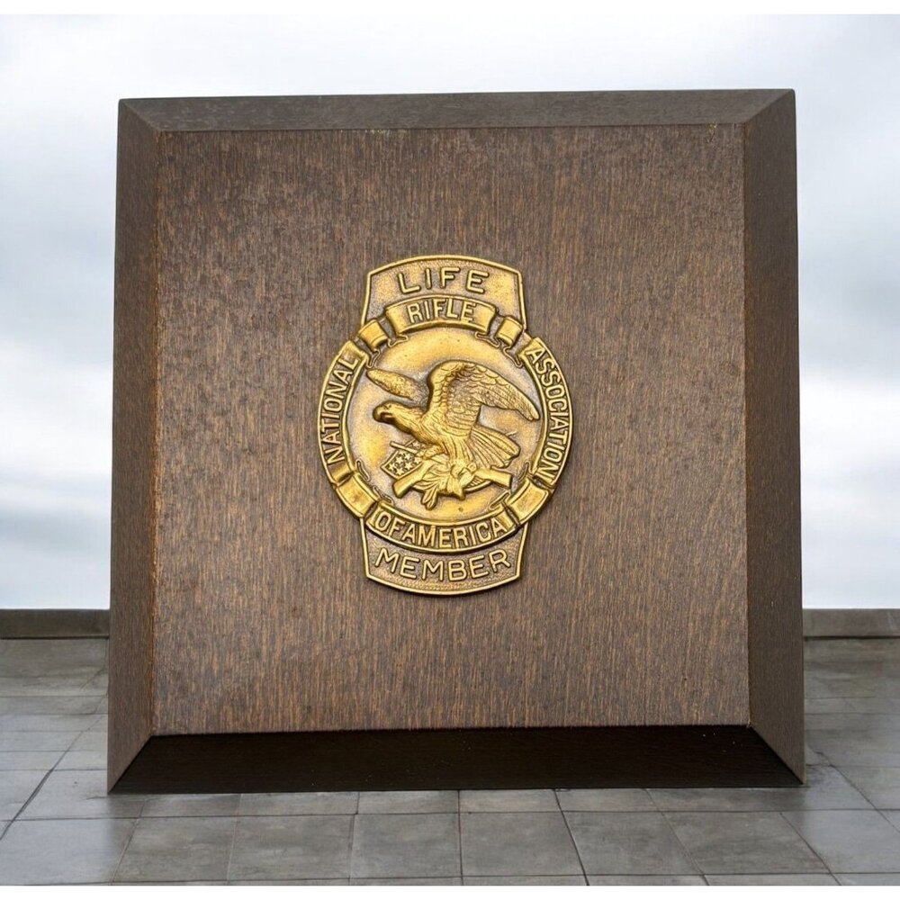 Vintage NRA Life Member Wood Plaque By Blackinton Wall Hanging Brass Emblem